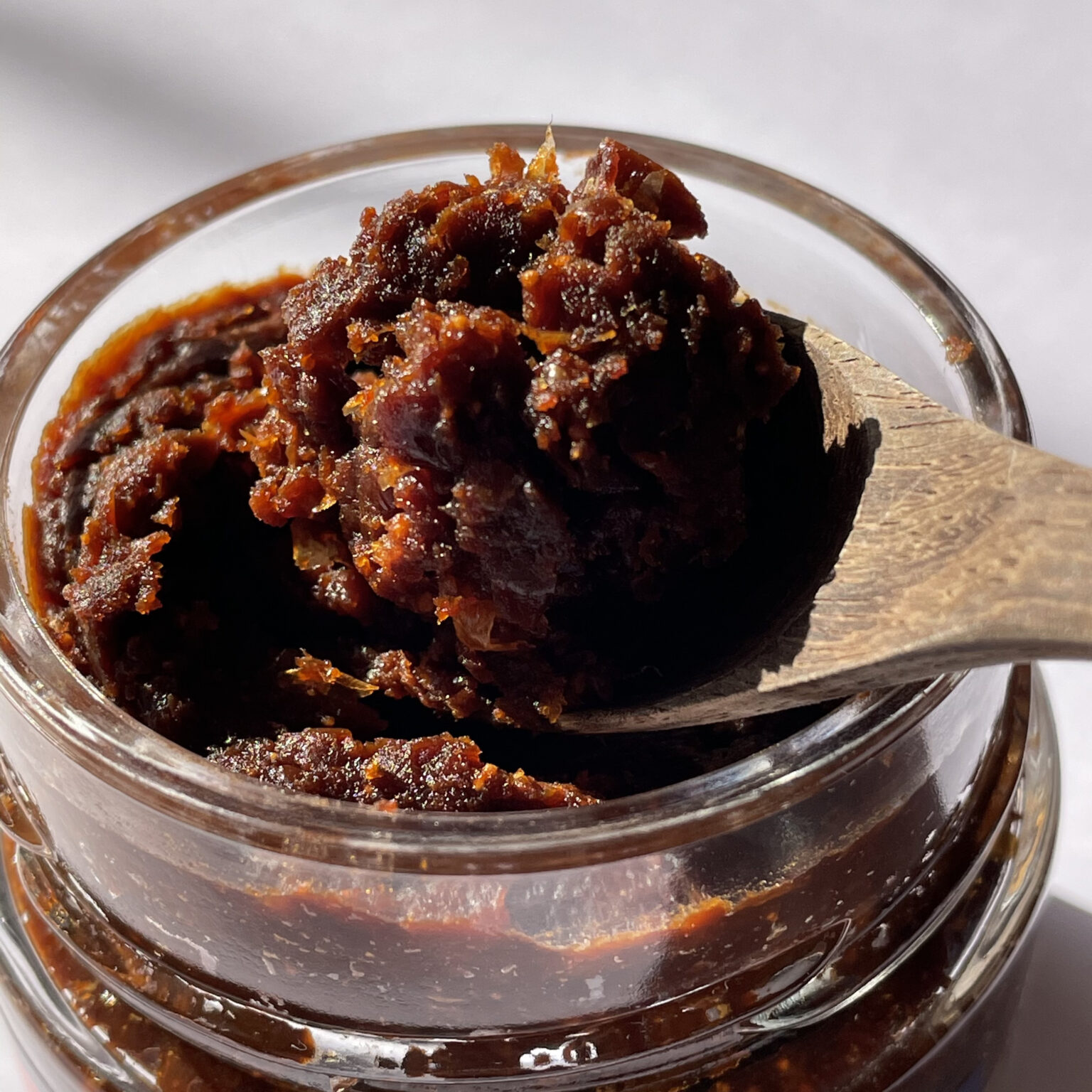 KAKUMARUSA "Grained Soybeans Miso" | Sato Brewery Co., Ltd.